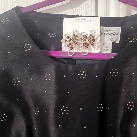 Tally Taylor Dress - Picture 9 of 9